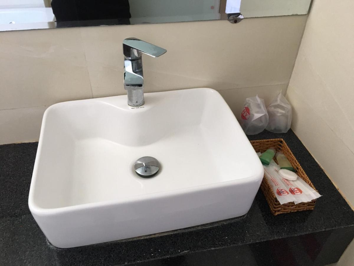 Khach San Hiep Yen Hotel Tuy Hòa Buitenkant foto